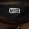 Taška Prada Explore z materiálu Re-Nylon a kůže Taška Prada Explore z materiálu Re-Nylon a kůže