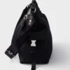 Taška Prada Explore z materiálu Re-Nylon a kůže Taška Prada Explore z materiálu Re-Nylon a kůže