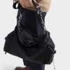Taška Prada Explore z materiálu Re-Nylon a kůže Taška Prada Explore z materiálu Re-Nylon a kůže