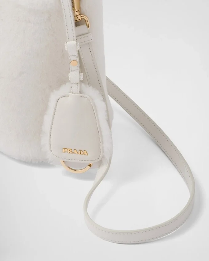 Taška Prada Panier Mini Shearling Taška Prada Panier Mini Shearling