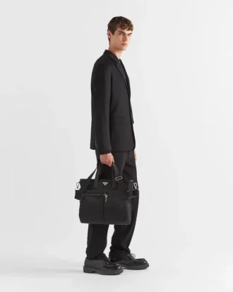 Taška z materiálu Re-Nylon a kůže Saffiano Taška z materiálu Re-Nylon a kůže Saffiano