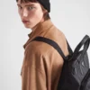 Taška z materiálu Re-Nylon a kůže Saffiano Taška z materiálu Re-Nylon a kůže Saffiano