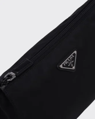 Toaletní taška z materiálu Re-Nylon a kůže Saffiano