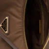 Velká taška Prada Explore z materiálu Re-Nylon a kůže Velká taška Prada Explore z materiálu Re-Nylon a kůže