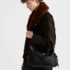 Velká taška Prada Explore z materiálu Re-Nylon a kůže Velká taška Prada Explore z materiálu Re-Nylon a kůže