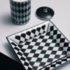 Velký čtvercový porcelánový podnos – šachovnice Velký čtvercový porcelánový podnos – šachovnice