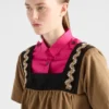Vyšívaný top ze staré gabardíny Vyšívaný top ze staré gabardíny